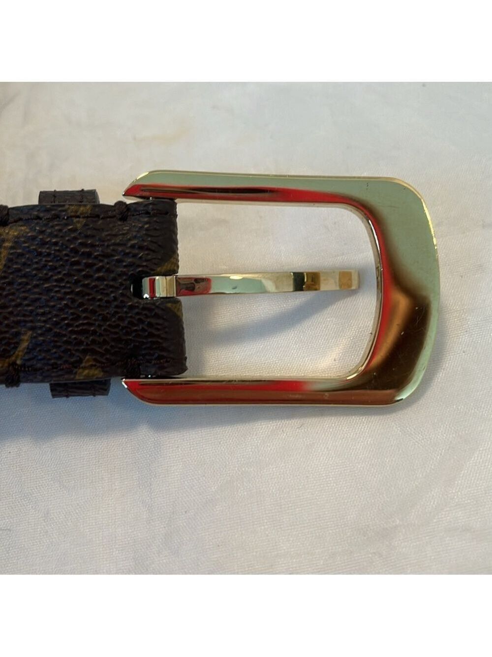 Louis Vuitton Monogram Ellipse Belt - Picture 8 of 9